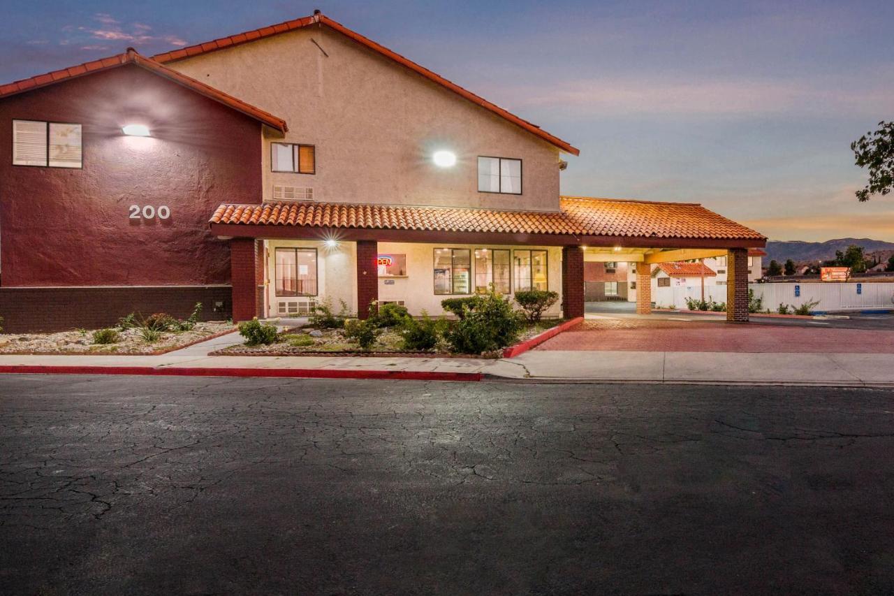 Red Roof Inn Palmdale - Lancaster Экстерьер фото