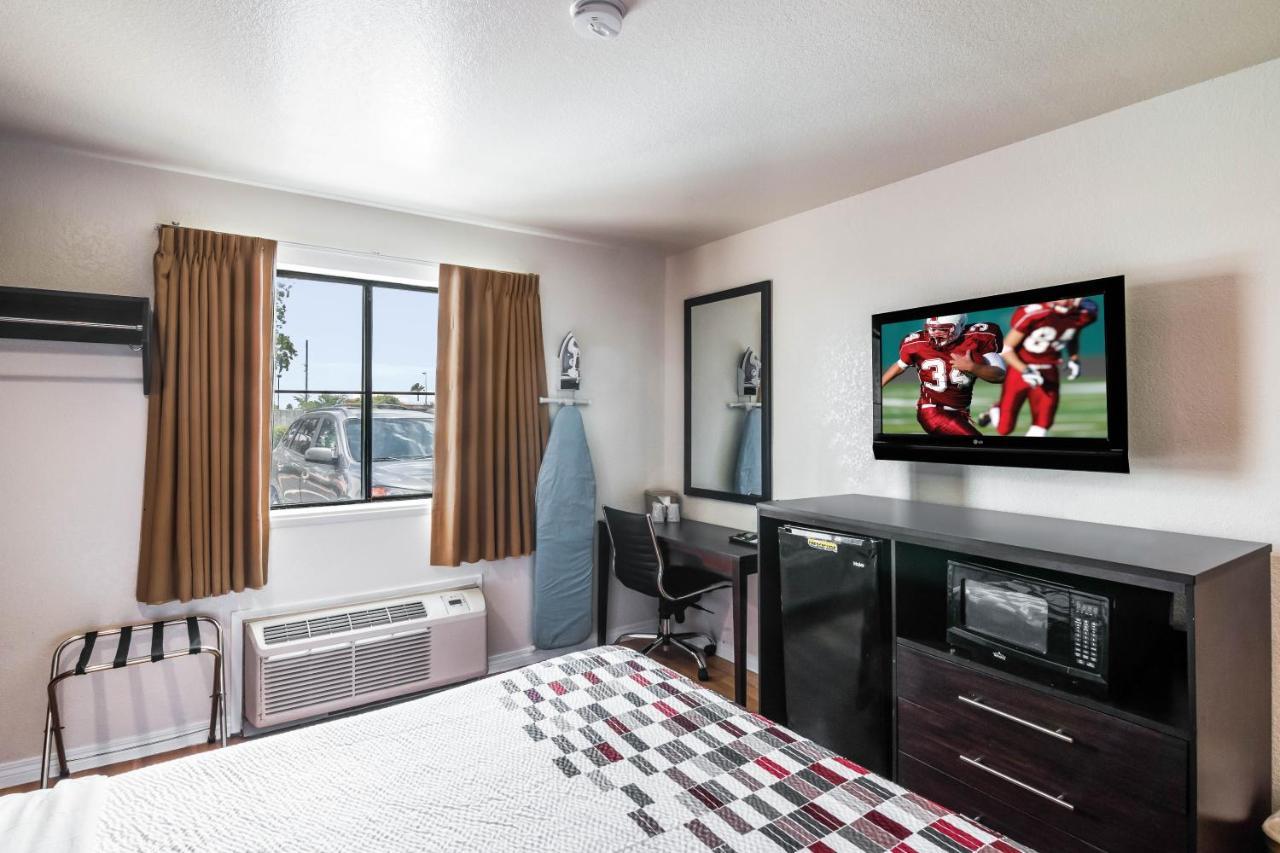 Red Roof Inn Palmdale - Lancaster Экстерьер фото