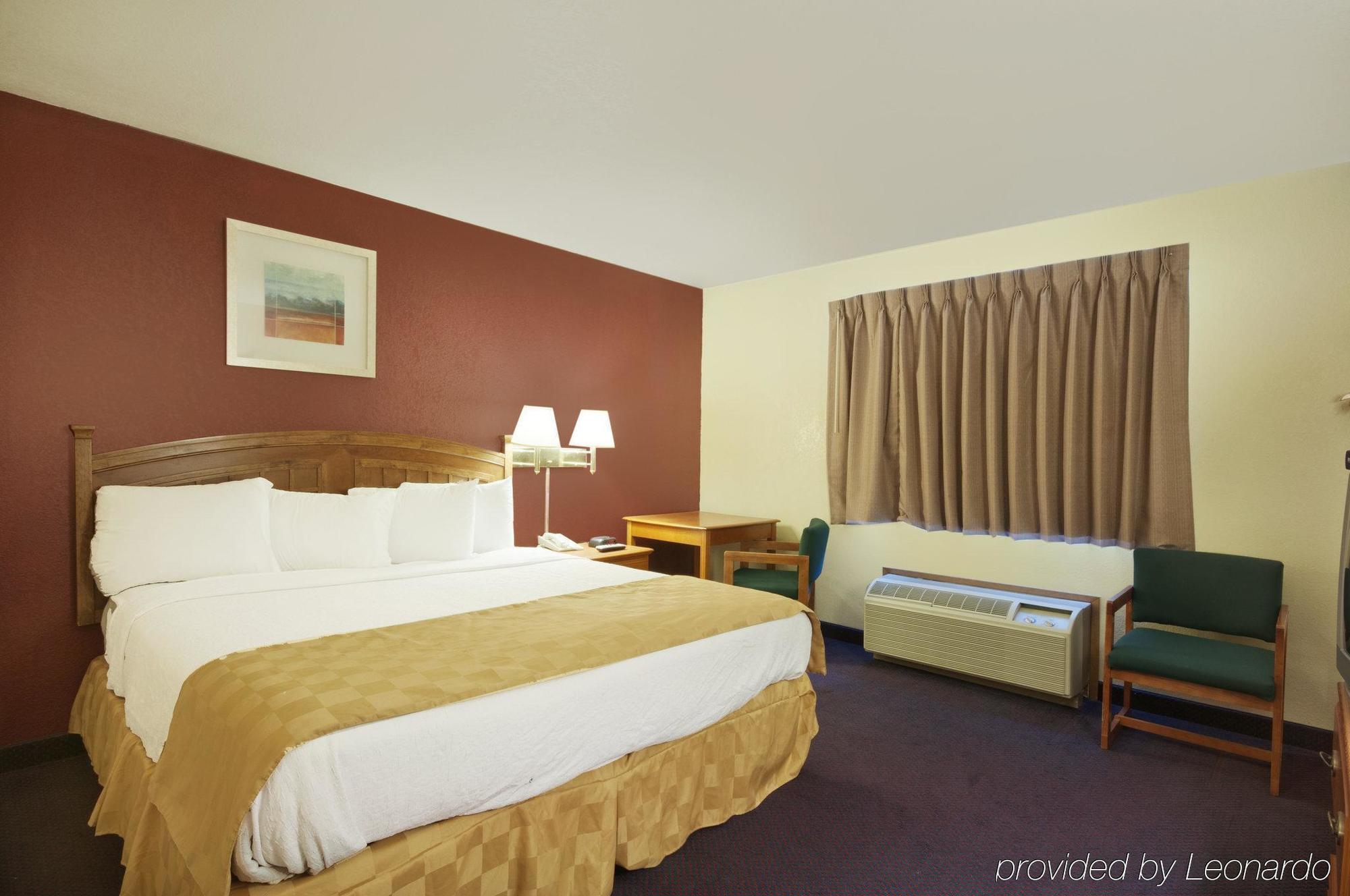 Red Roof Inn Palmdale - Lancaster Номер фото